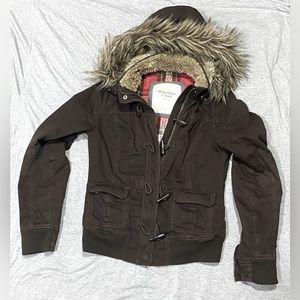 Abercrombie and Fitch Faux Fur Winter Jacket. Size: Large